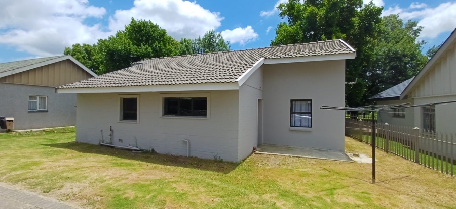2 Bedroom Property for Sale in Loch Athlone Free State